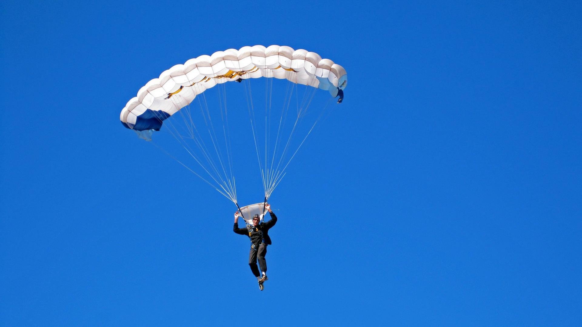 九游娱乐(jiuyou)官方网站-辽宁飞豹队内气氛积极良性竞争提升战力，辽宁飞豹队标