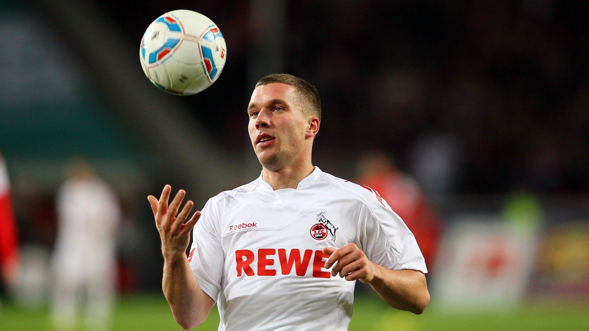 地方队主教练访谈强调基础训练的重要性引起热烈反响